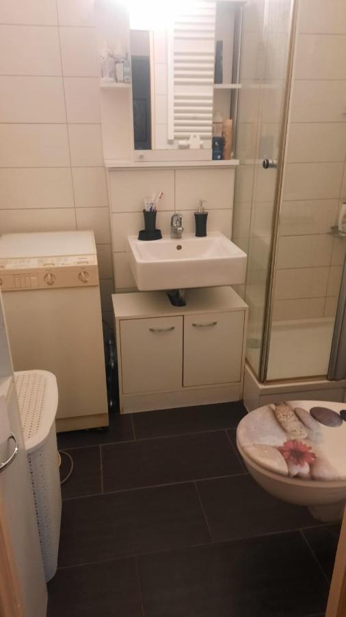 2 Bettzimmer Zentrumsnah Apartment แอร์ฟวร์ท ภายนอก รูปภาพ